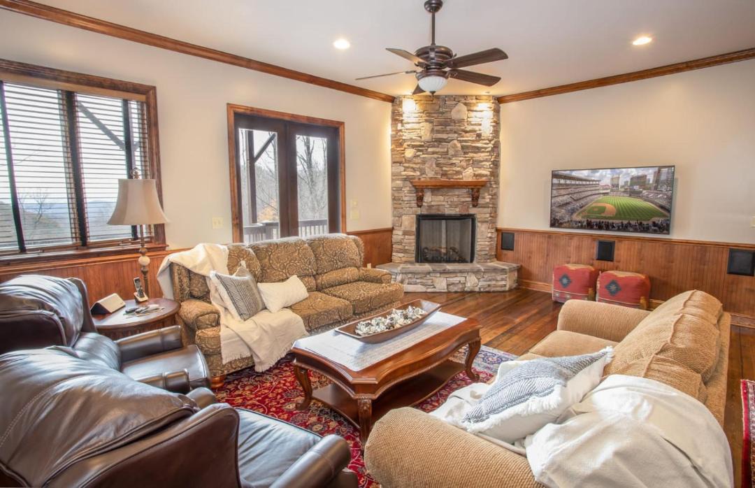 Photo of Livingroom in Boone