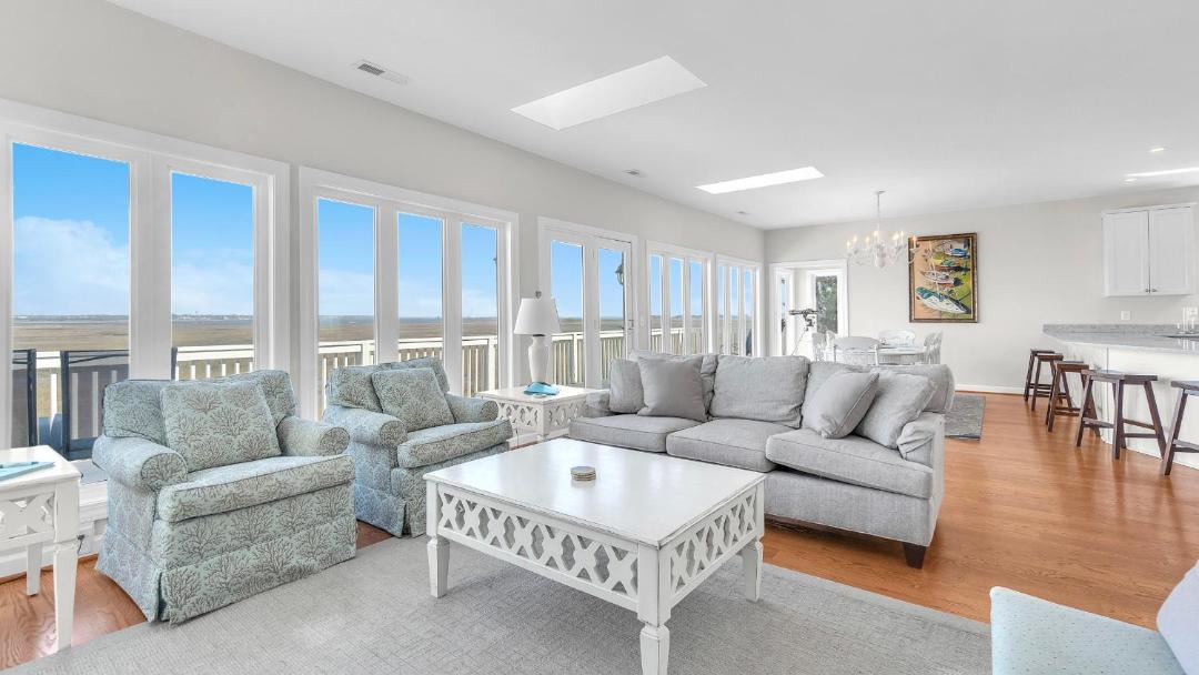 Photo of Livingroom in Caswell Beach