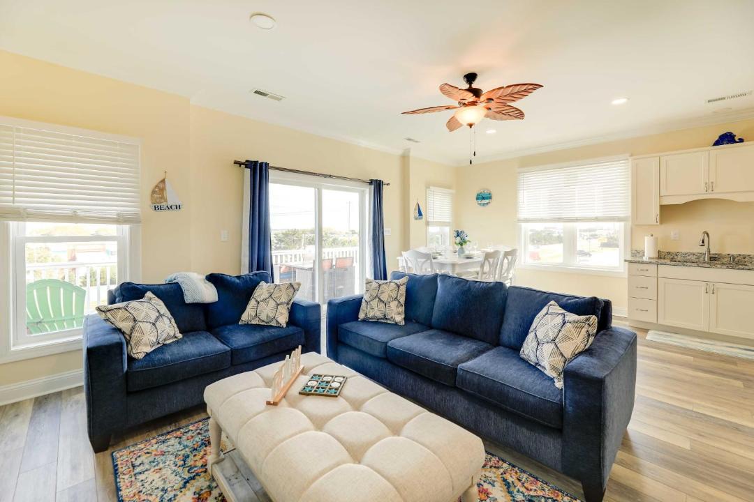 Photo of Livingroom in Emerald Isle