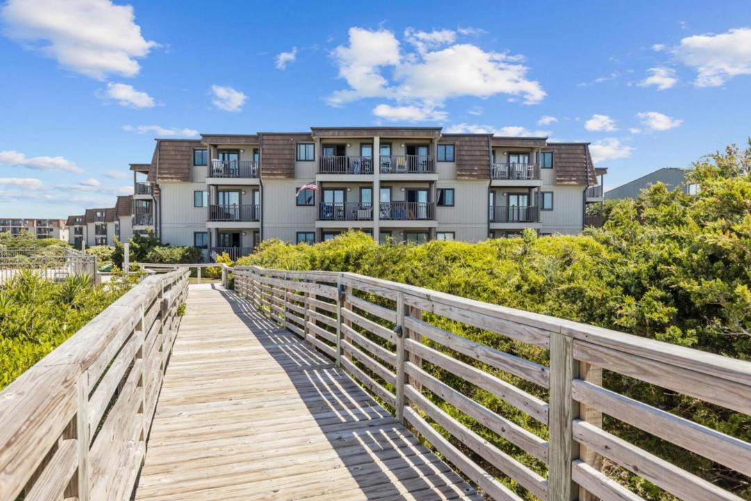 Photo of Buildings in Morehead City