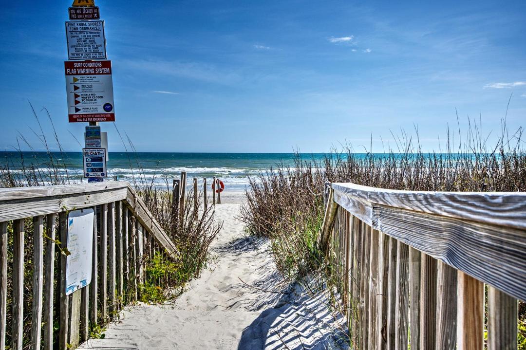 Photo of Others in Pine Knoll Shores