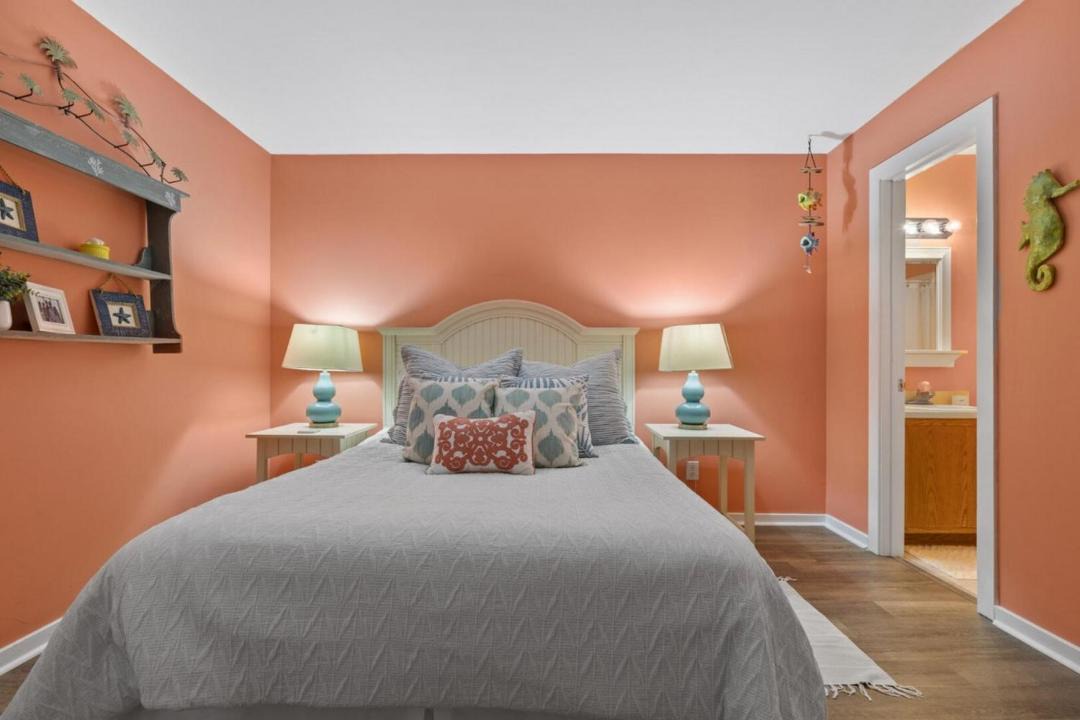 Photo of Bedroom in Pine Knoll Shores