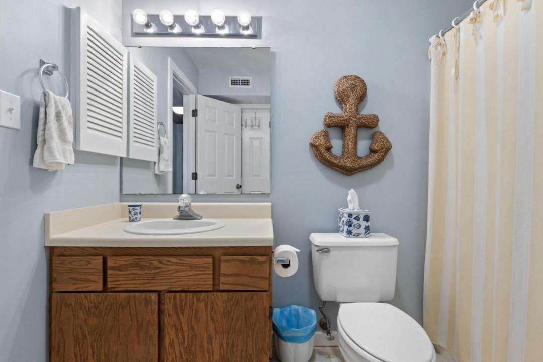 Photo of Bathroom in Pine Knoll Shores