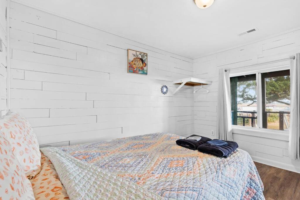 Photo of Bedroom in Ocean Isle Beach