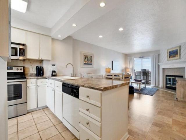 Photo of Kitchen in Kure Beach
