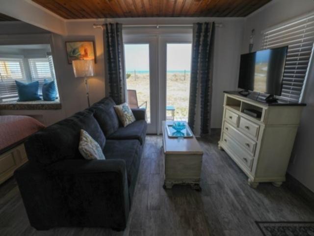 Photo of Livingroom in Kure Beach