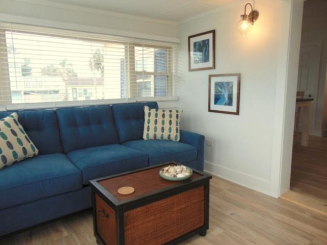 Photo of Livingroom in Kure Beach