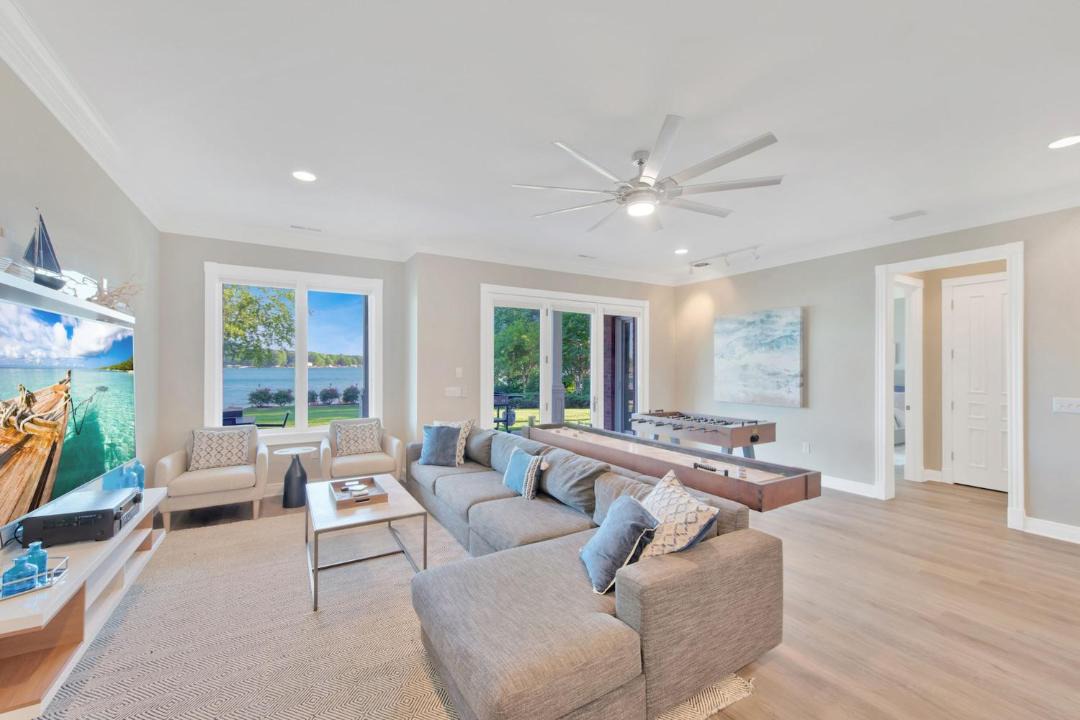 Photo of Livingroom in Sherrills Ford