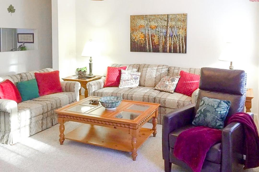 Photo of Livingroom in Sapphire
