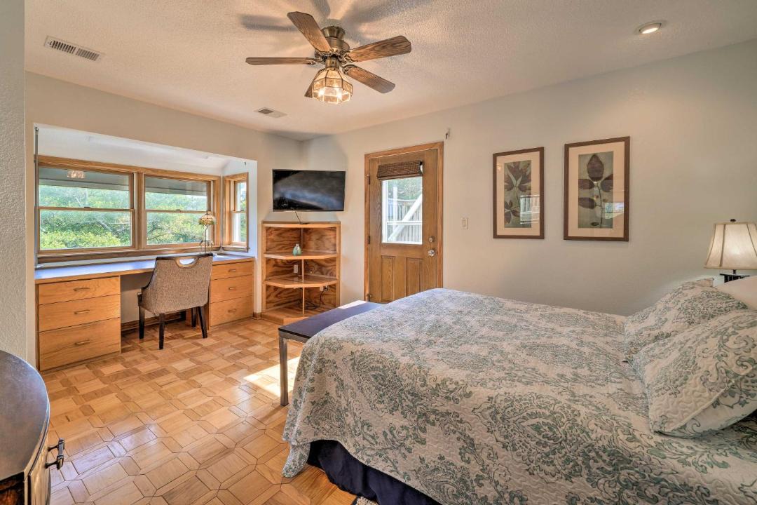 Photo of Bedroom in Buxton