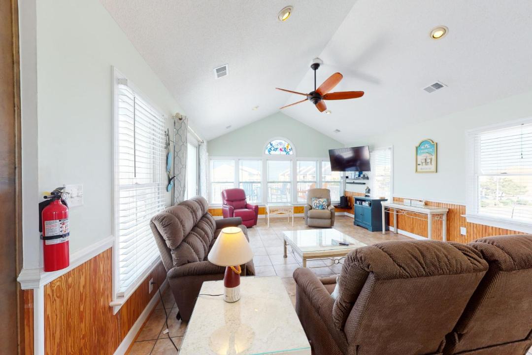 Photo of Livingroom in Nags Head