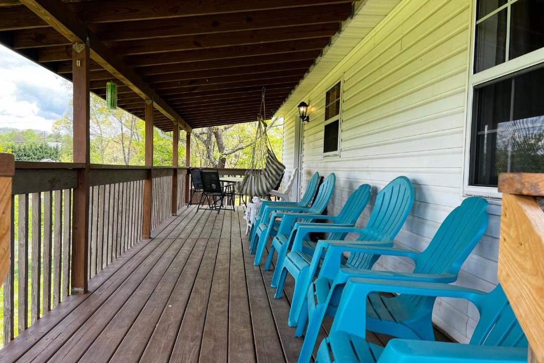 Photo of Patio Balcony in Weaverville