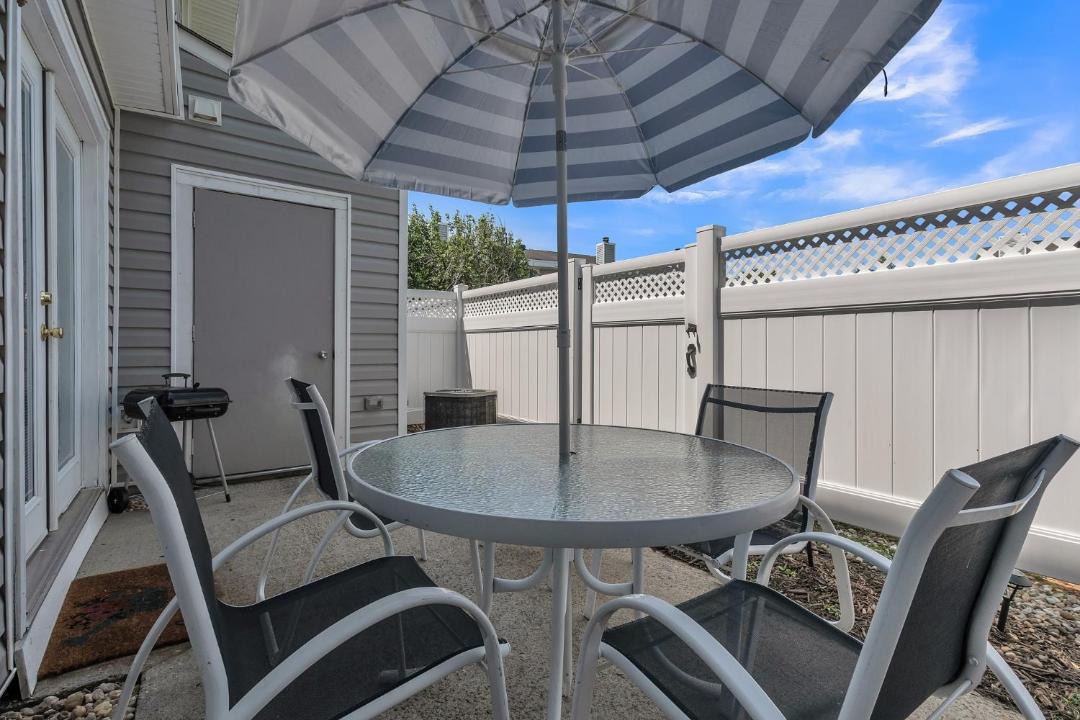 Photo of Patio Balcony in Northeast Raleigh