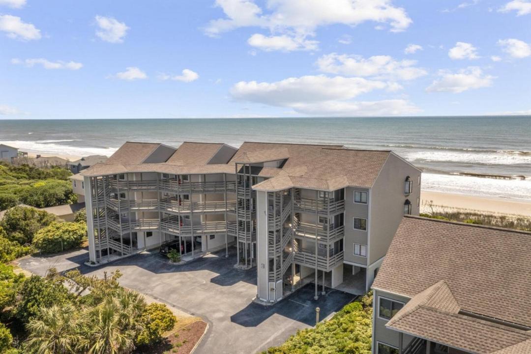 Photo of Others in Pine Knoll Shores