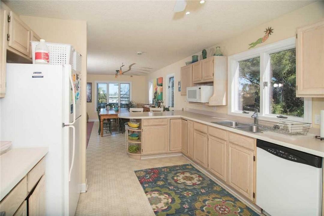 Photo of Kitchen in Atlantic Beach