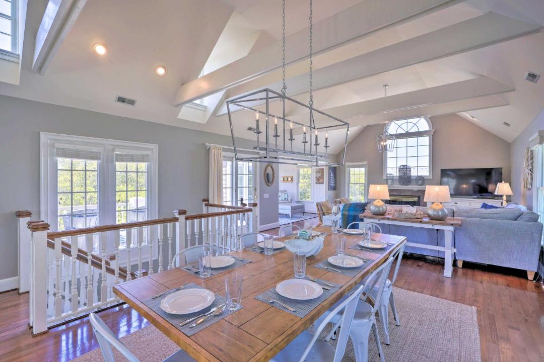 Photo of Livingroom in Buck Island