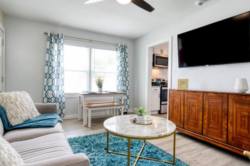 Photo of Livingroom in Charlotte