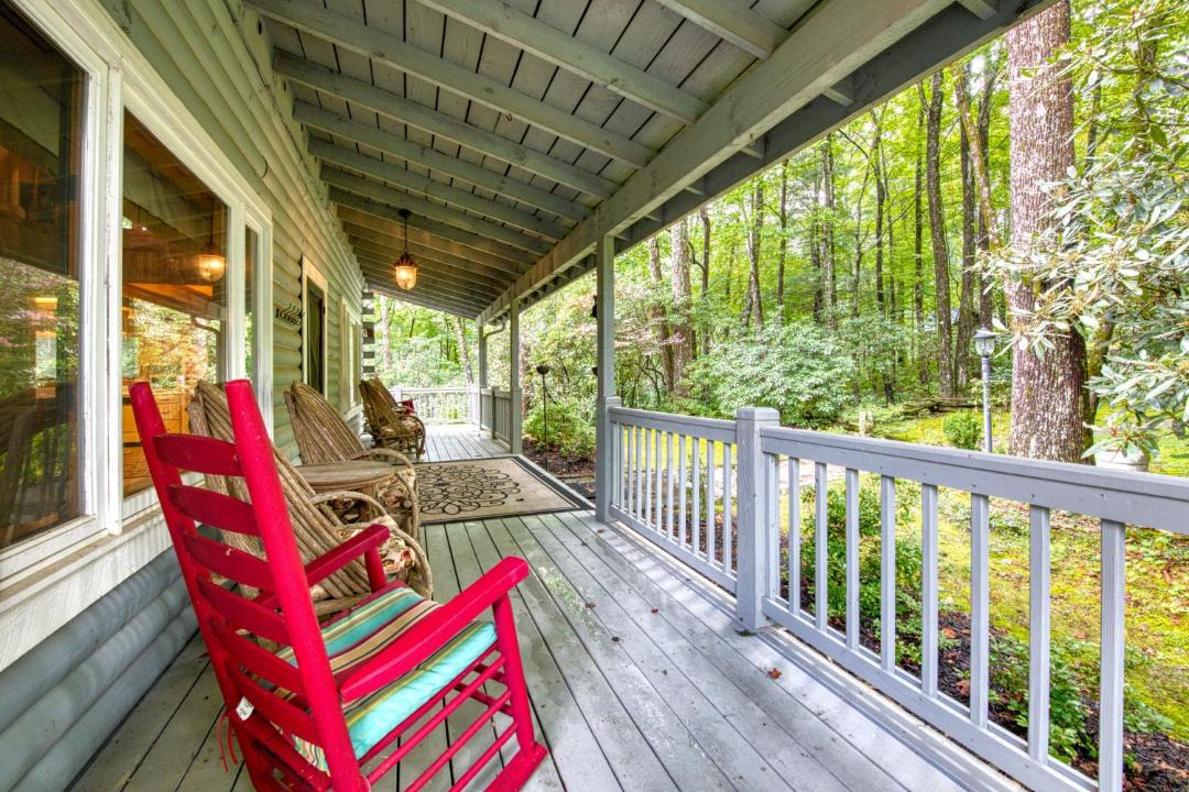 Photo of Patio Balcony in Cashiers