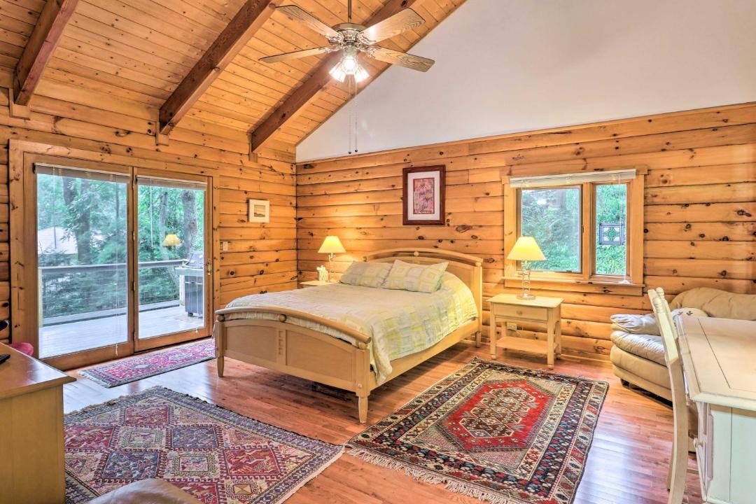 Photo of Bedroom in Canton