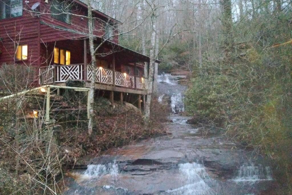 Photo of Buildings in Franklin