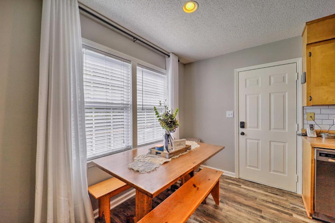 Photo of Livingroom in Deep Gap