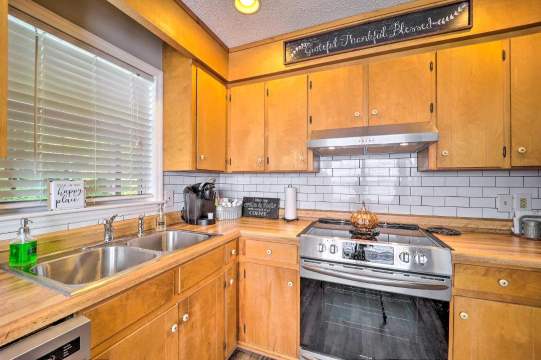 Photo of Kitchen in Deep Gap