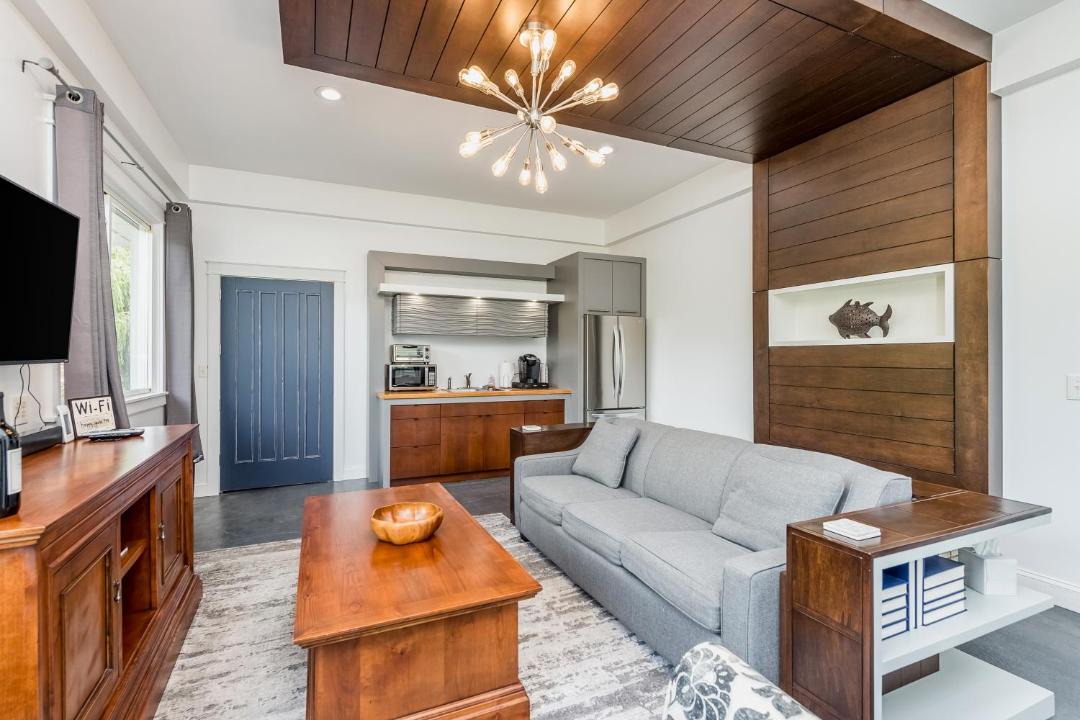 Photo of Livingroom in Swannanoa