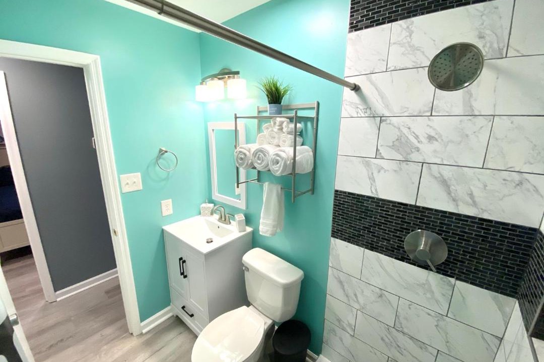 Photo of Bathroom in Piney Green