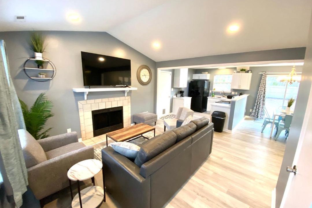 Photo of Livingroom in Piney Green