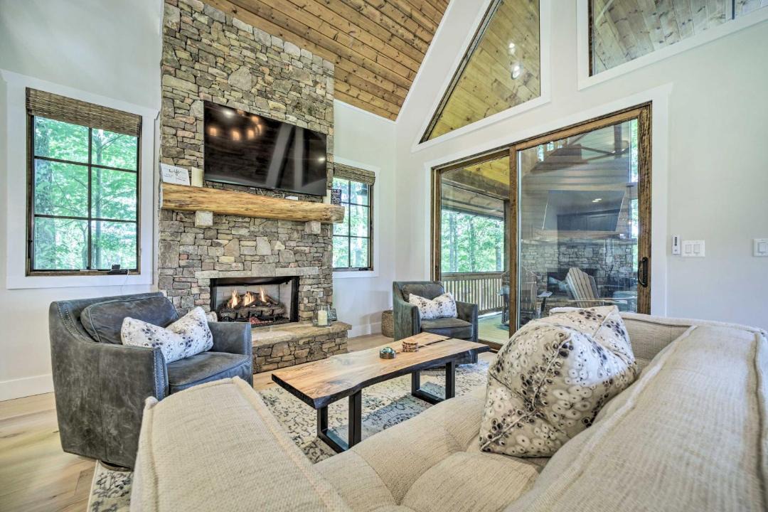 Photo of Livingroom in Glenville