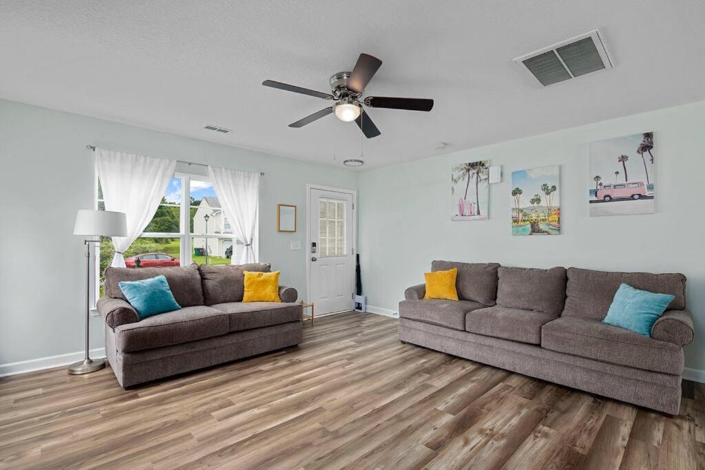 Photo of Livingroom in Paw Creek