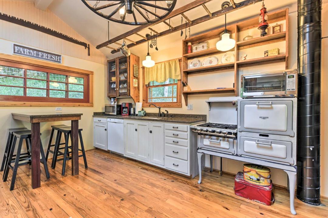 Photo of Kitchen in Clyde