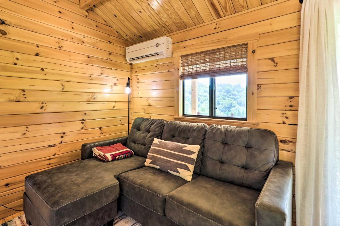 Photo of Livingroom in Sparta