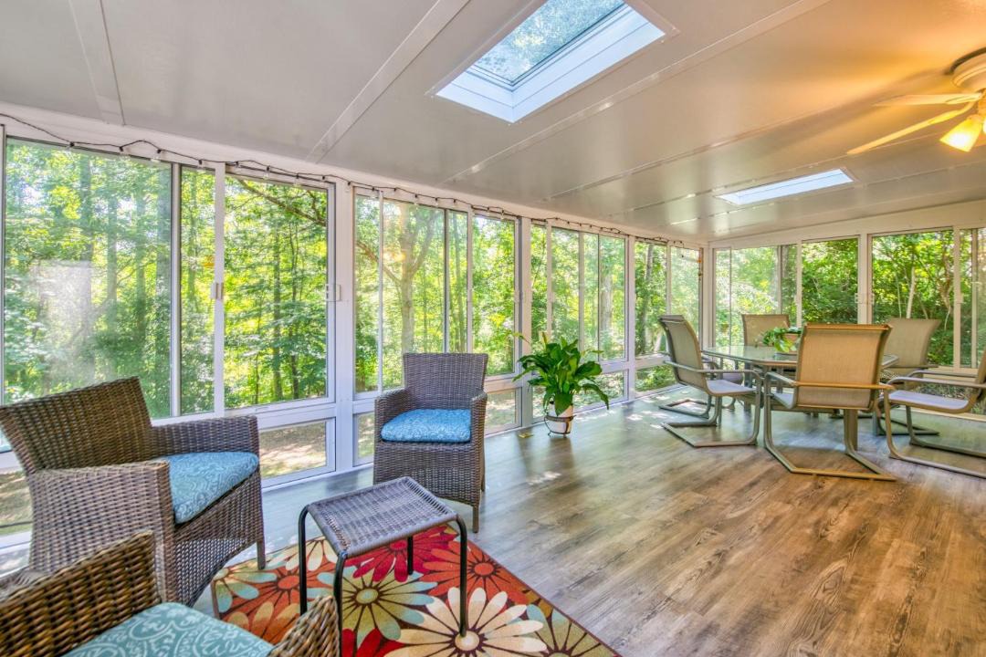 Photo of Livingroom in Bent Creek