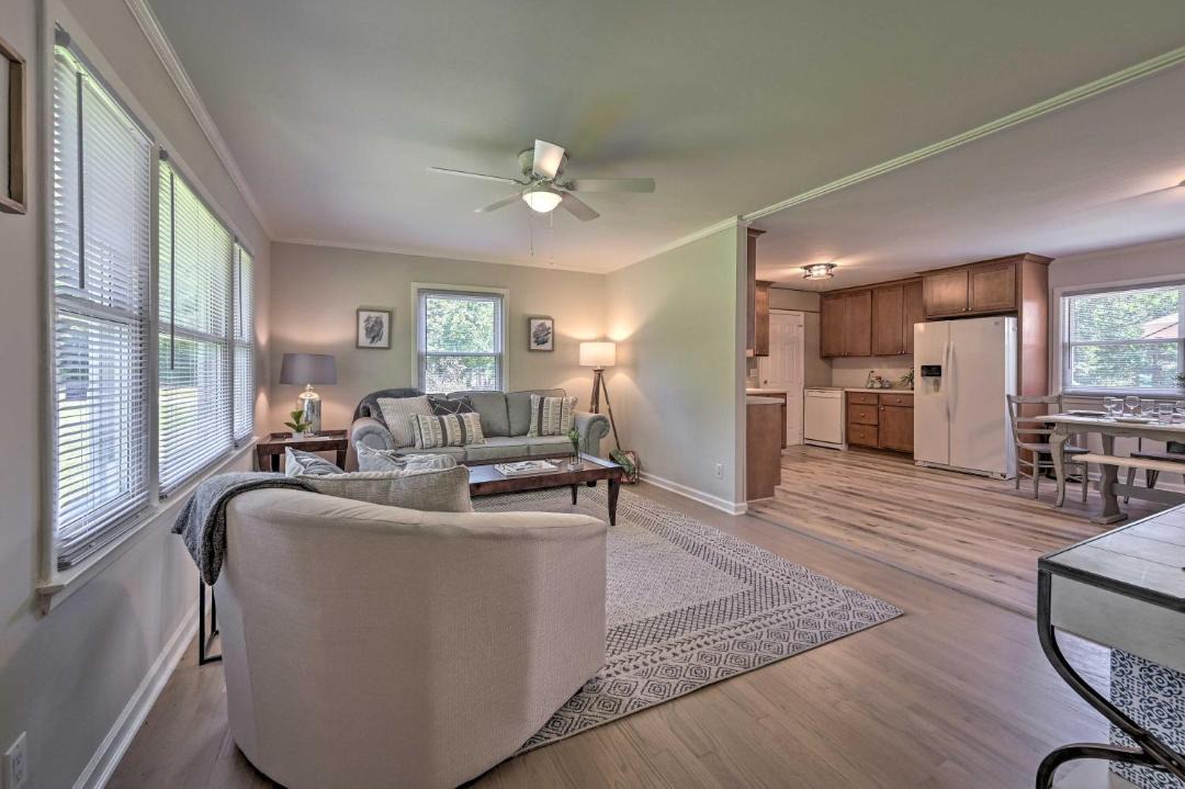 Photo of Livingroom in Browns Summit