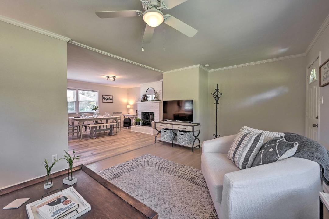 Photo of Livingroom in Browns Summit