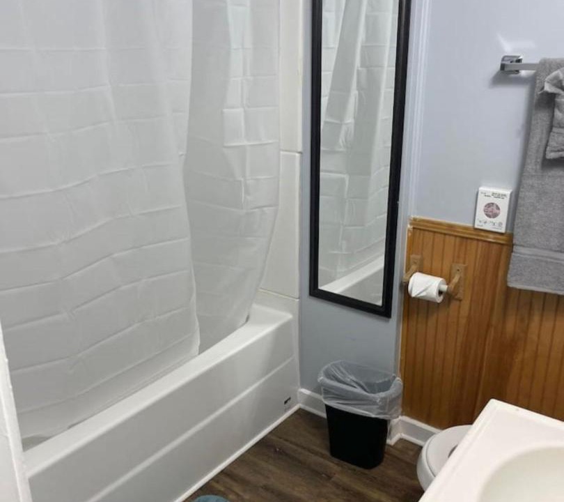 Photo of Bathroom in New Bern