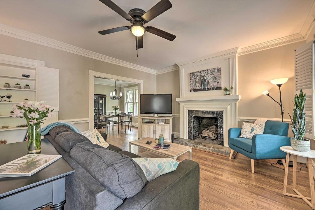 Photo of Livingroom in Greensboro