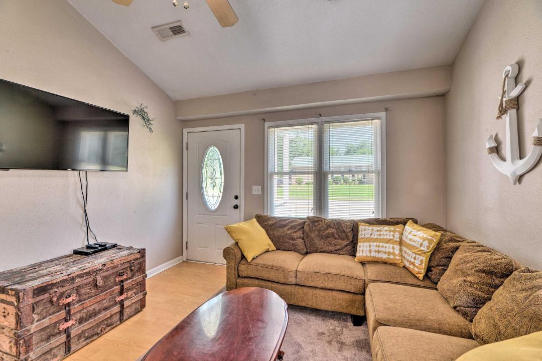 Photo of Livingroom in Pantego