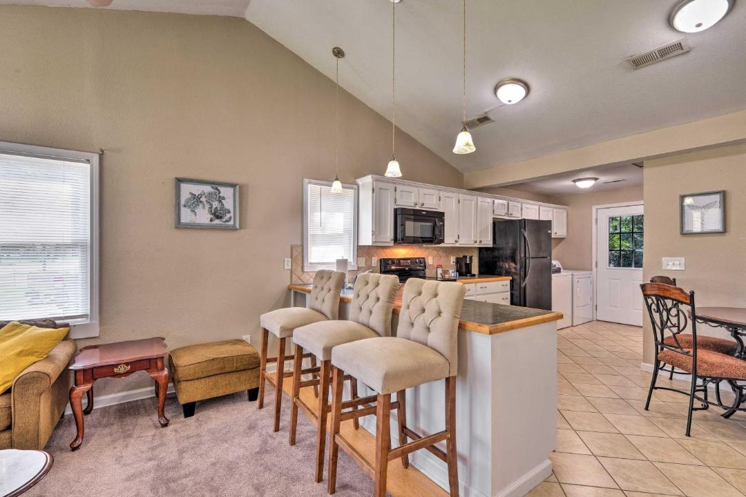 Photo of Livingroom in Pantego
