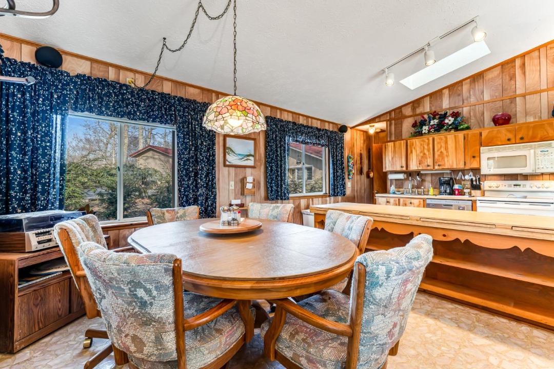 Photo of Kitchen in Newland