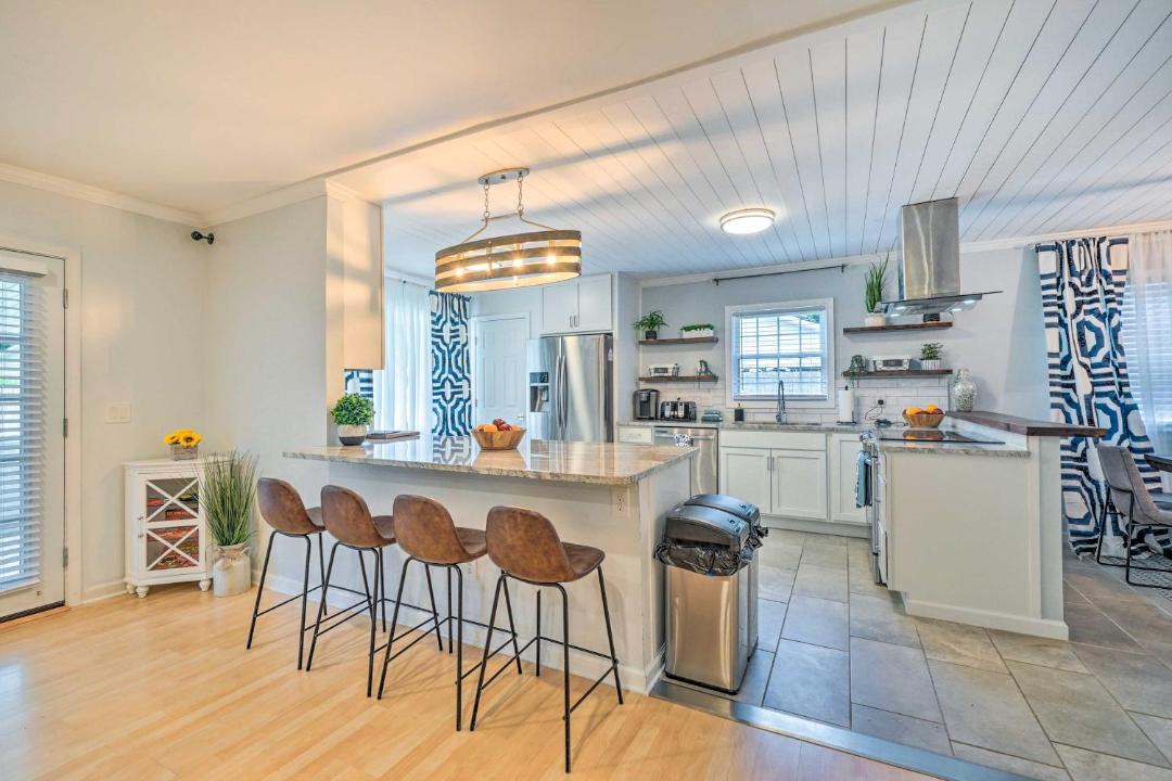 Photo of Livingroom in Ogden