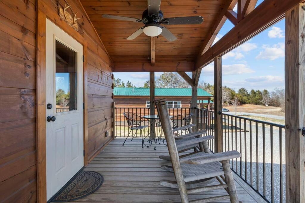 Photo of Patio Balcony in Tryon