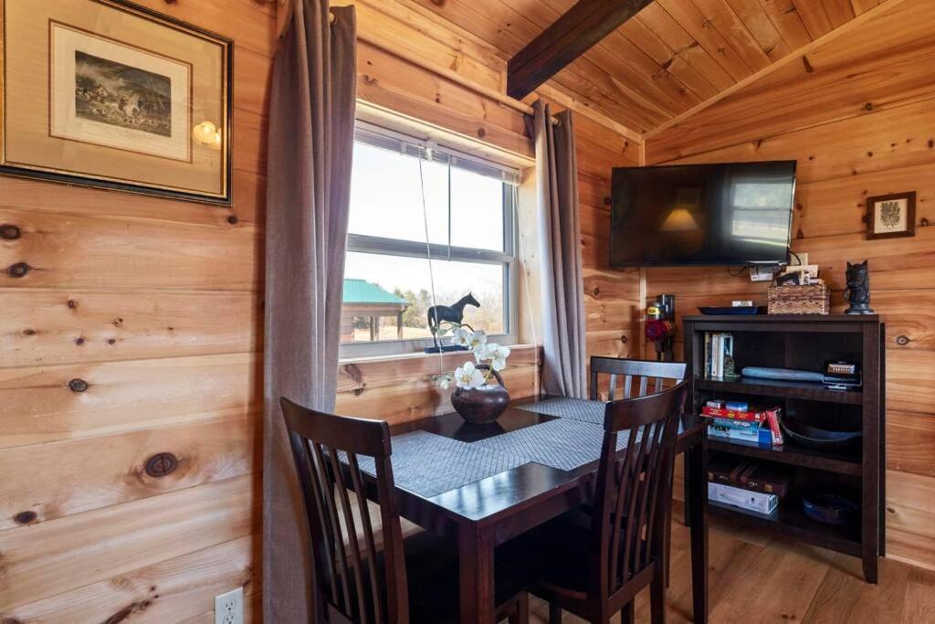 Photo of Livingroom in Tryon