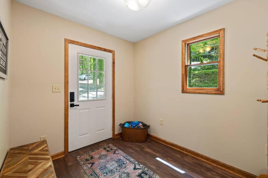 Photo of Bedroom in Lake Lure