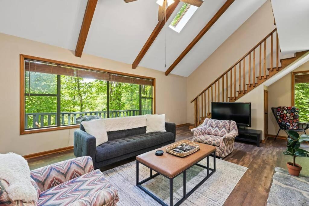Photo of Livingroom in Lake Lure