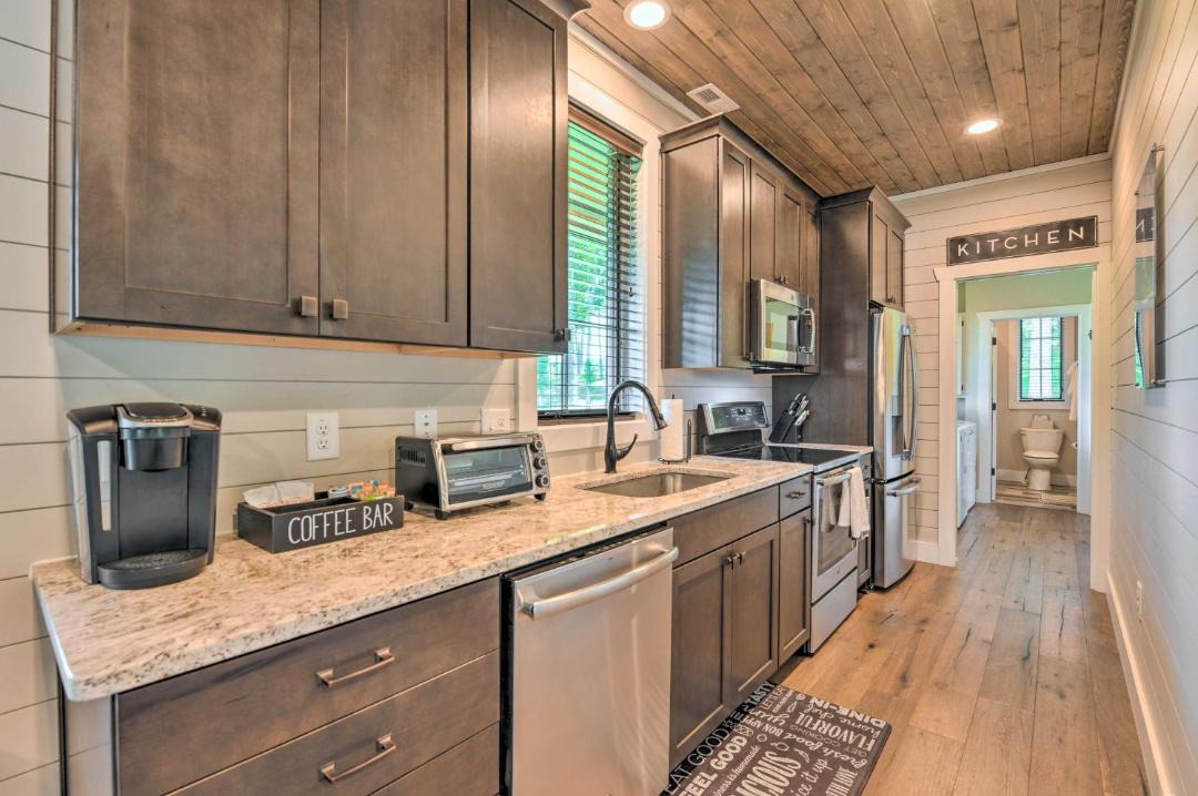 Photo of Kitchen in Glenville