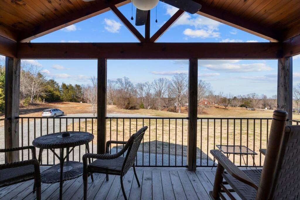 Photo of Patio Balcony in Tryon