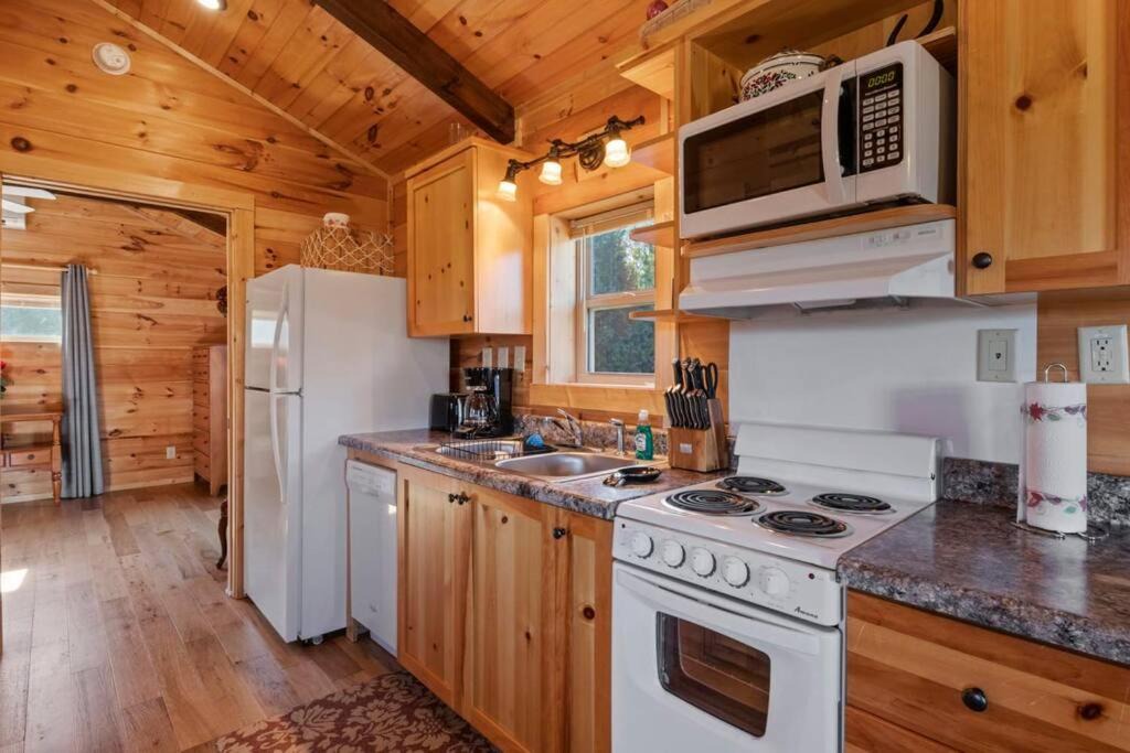Photo of Kitchen in Tryon