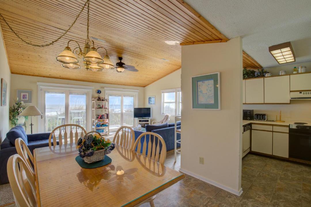 Photo of Livingroom in Ocean City Beach